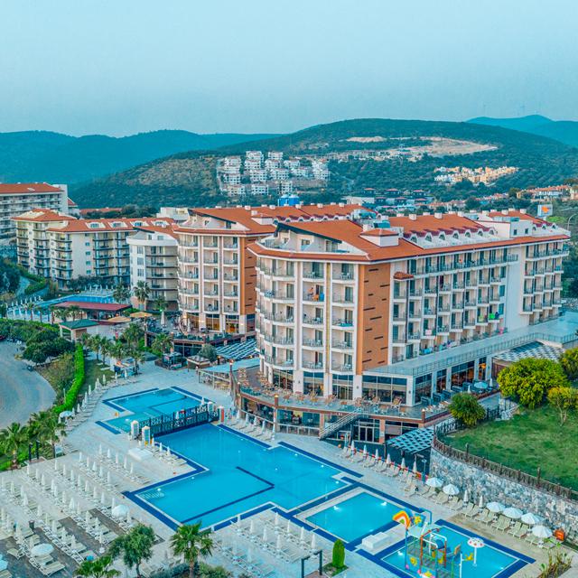 Hotel Ramada Resort Kusadasi & Golf